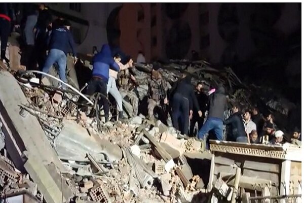 زلزله ۷.۷ ریشتری؛ ۹۱۲ نفر در ترکیه و ۳۵۰ نفر در سوریه جان باختند