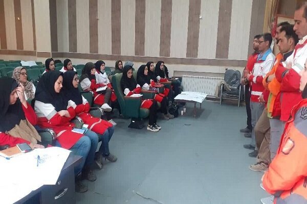 ارائه آموزشهای همگانی هلال احمر به ۹۰۰ معتکف بیرجندی ارائه آموزشهای همگانی هلال احمر به ۹۰۰ معتکف بیرجندی