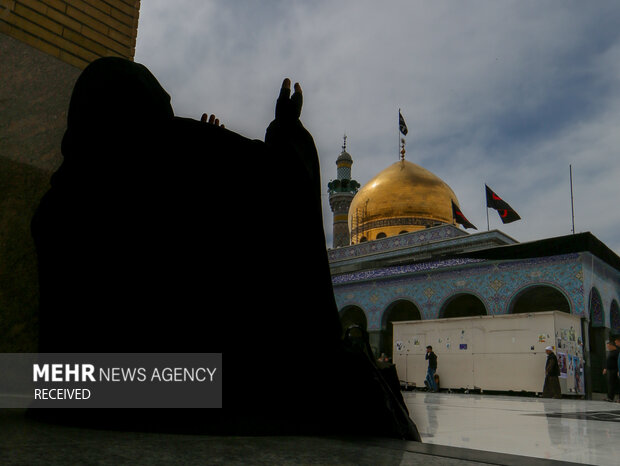 در این گزارش حال و هوای حرم حضرت زینب (س) را همزمان با سالروز رحلت ایشان در سوریه می بینید