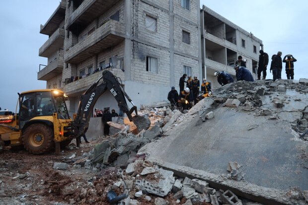 زلزله ۷.۷ ریشتری/ ۱۰۱۴ نفر در ترکیه و۴۳۰ نفر در سوریه جان باختند