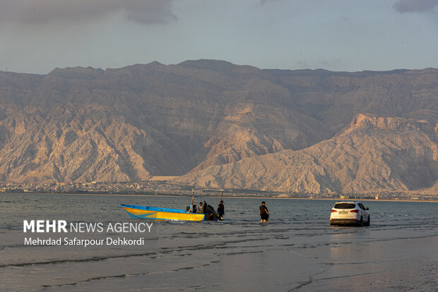 خلیج نایبند زیبا ترین پارک ملی دریایی ایران