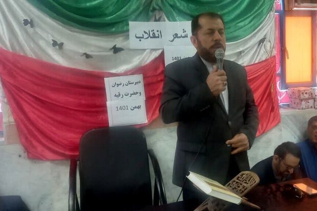 شهرستان دیر در انقلاب نقش بی نظیری داشته است