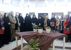 نمایشگاه خوشنویسی بانوان در ساری برپا شد