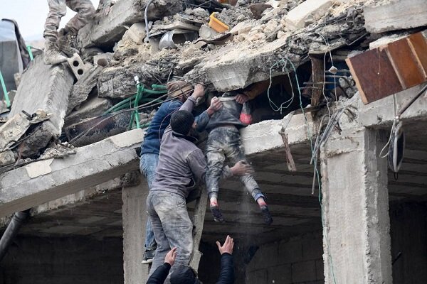 Death toll rises to over 7,000 in Turkey, Syria