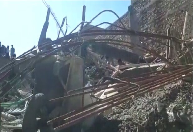 کوئٹہ: زیرِ تعمیر عمارت گر گئی، 5 افراد دب گئے