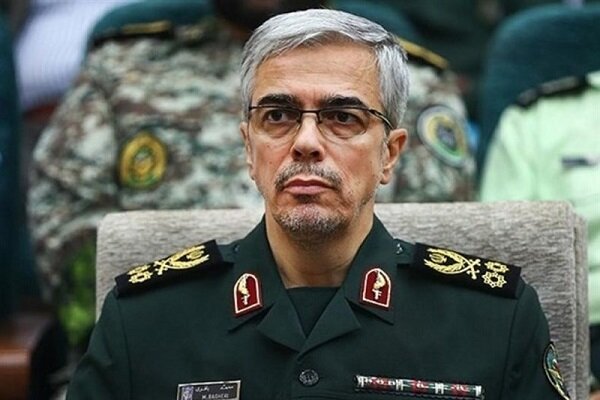 گفتگوی تلفنی سرلشکر باقری با وزرای دفاع سوریه و ترکیه گفتگوی تلفنی سرلشکر باقری با وزرای دفاع سوریه و ترکیه