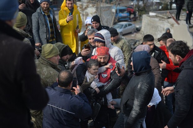 Rescue underway as death toll tops 5,400 in Turkey, Syria