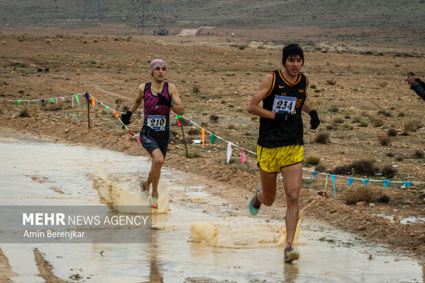 مسابقات دو صحرانوردی قهرمانی کشور در شیراز