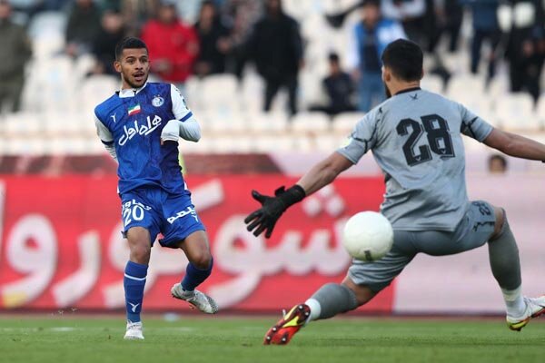 درخشش باشو، استقلال را به حوالی صدر رساند