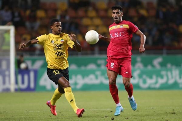 IPL leaders Sepahan edge Foolad - Tehran Times