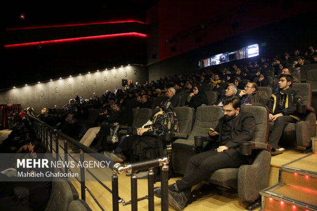 دومین روز جشنواره فیلم فجر در مشهد