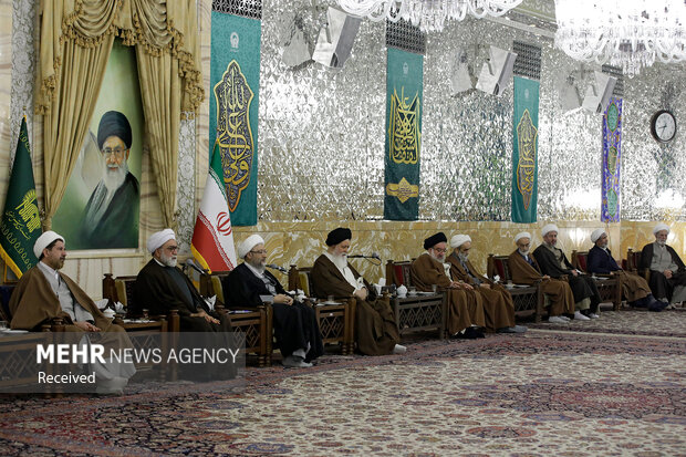 دیدار رئیس مجمع تشخیص با علمای مشهد
