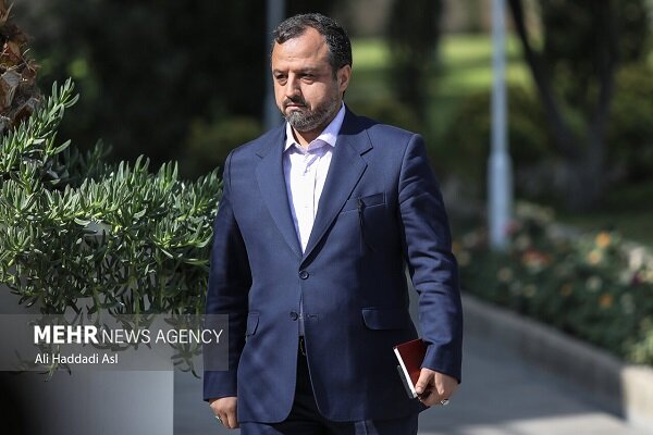 سازمان برنامه، وزارت جهاد کشاورزی و صمت به وظیفه خود عمل کنند