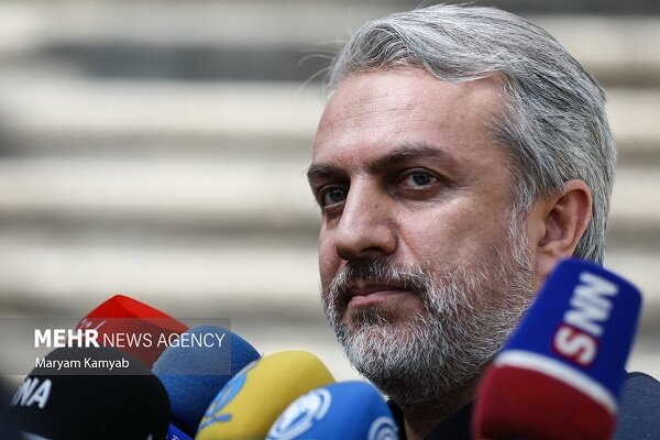 تولید 1.6 میلیون خودرو قطعی است / 2 برنامه صمت برای تحقق شعار سال