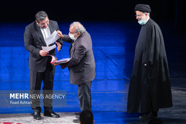 چهلمین جایزه کتاب جمهوری اسلامی ایران 9