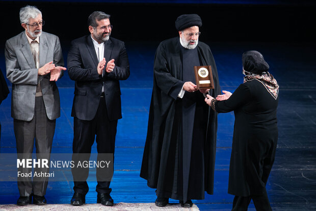 چهلمین جایزه کتاب جمهوری اسلامی ایران 15