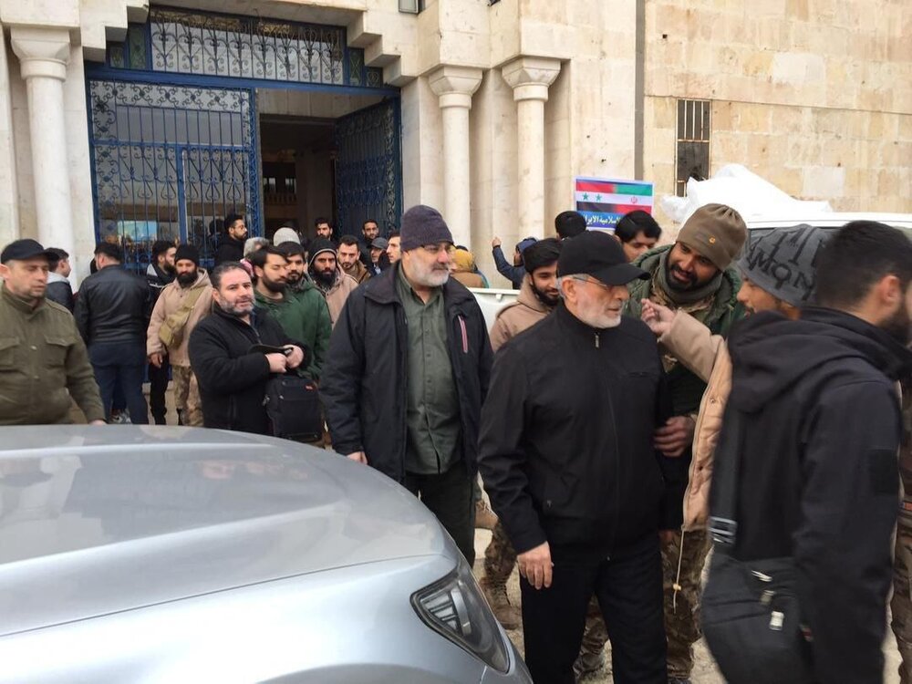 العميد قاآني يزور ضحايا الزلزال في سوريا... 3 وفيات 119 إصابة جديدة بكورونا
