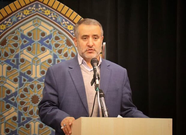 10 هزار تن نهاده دامی بین عشایر استان سمنان توزیع شد