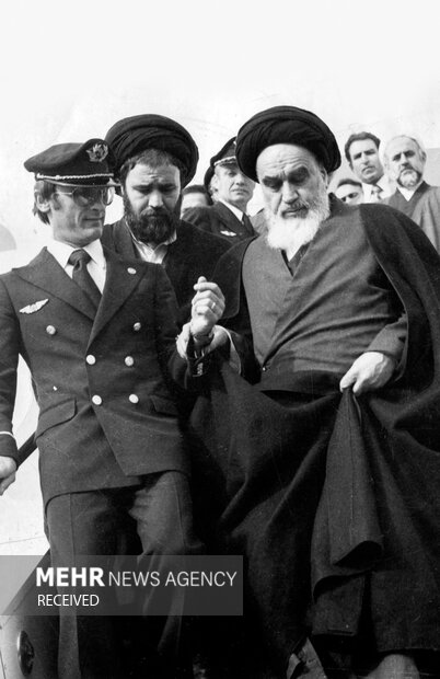 امام خمینی (ره )  در ایام مبارزات انقلاب اسلامی