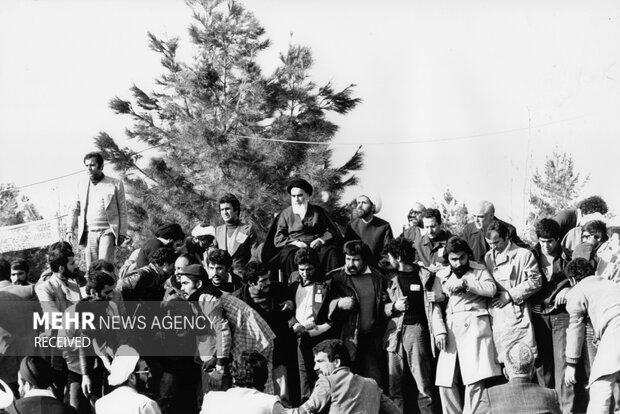 امام خمینی (ره )  در ایام مبارزات انقلاب اسلامی