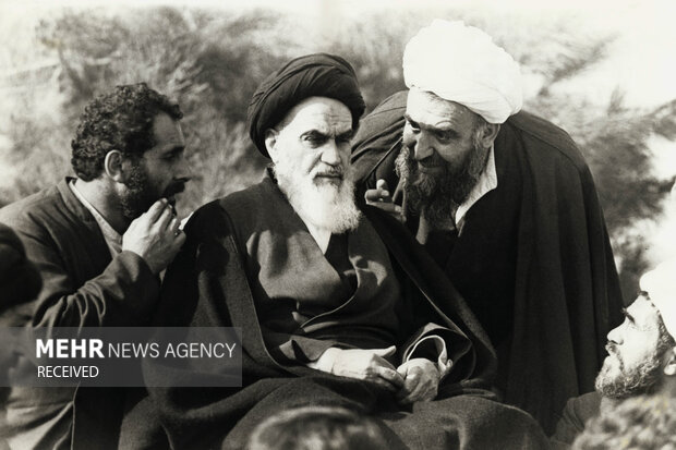 امام خمینی (ره )  در ایام مبارزات انقلاب اسلامی