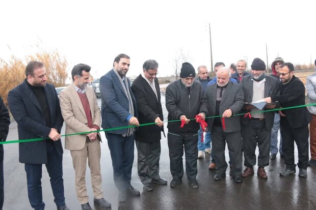  ۳۳ راه روستایی امسال در آمل آسفالت شده است