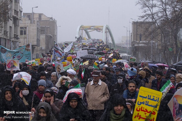 راهپیمایی ۲۲ بهمن در ۱۵۰ نقطه استان مرکزی برگزار می‌شود