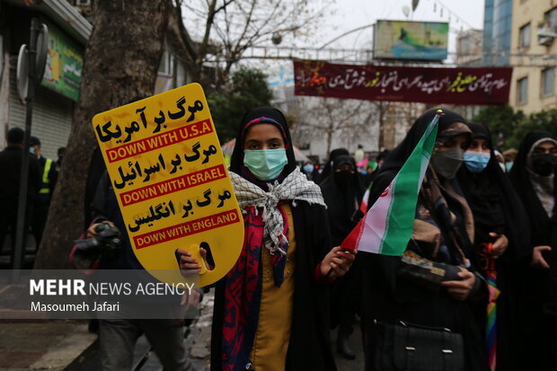 راهپیمایی ۲۲ بهمن، مظهر اقتدار و عزم ملی مردم ایران است