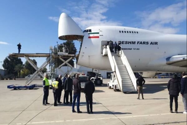 ایران سے انسان دوستانہ امداد کا چھٹا کارگو طیارہ شام کے شہر لاذقیہ پہنچ گیا