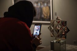مدال طلای جشنواره چینی به عکاس ایرانی رسید/ یک دورهمی سینمایی‌عکاسی