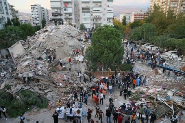 زلزال تركيا وسوريا.. عدد القتلى يتجاوز 21 ألفا والإرهابيون يمنعون دخول المساعدات إلى إدلب