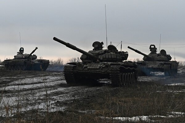 نیروهای روسیه ۳۰خودرو زرهی را دست‌نخورده در شرق اوکراین رها کردند