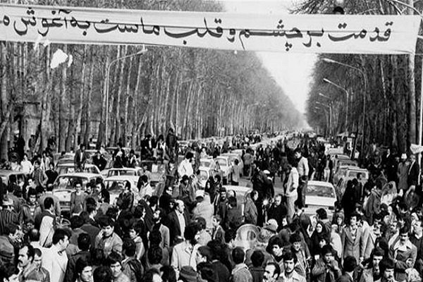 رونمایی از کتبی پیرامون مبارزات انقلابی مردم خراسان شمالی