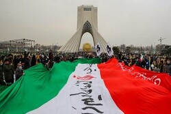 قطر وعمان والكويت والامارات تهنئ ايران بذكرى انتصار الثورة الاسلامية
