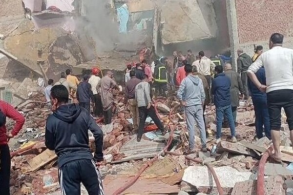 6 killed, 27 injured in building collapse in northern Egypt