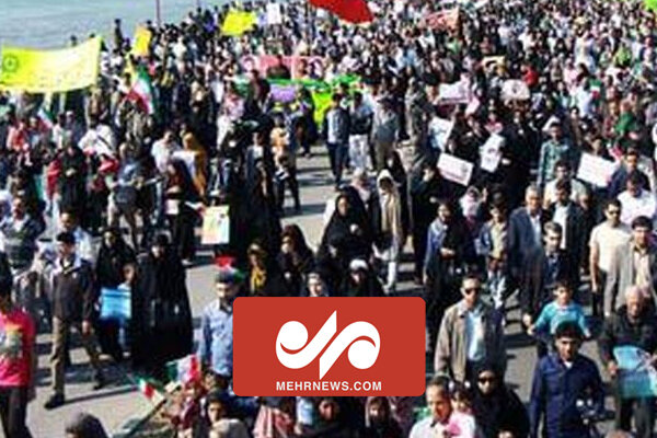 شعار مرگ برآمریکا مردم بندرعباس در راهپیمایی ۲۲ بهمن