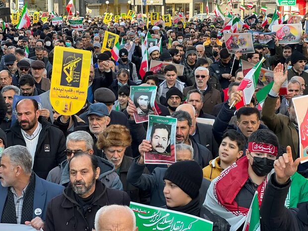  راهپیمایی باشکوه ۲۲ بهمن در شهرستان چهارباغ