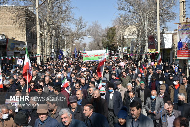 راهپیمایی ۲۲ بهمن در شهر امام