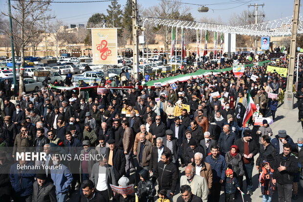 راهپیمایی ۲۲ بهمن در شهر امام