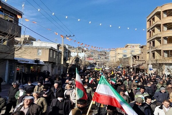 آذری ها سنگ تمام گذاشتند/از نقطه صفر مرزی تا مناطق زلزله زده