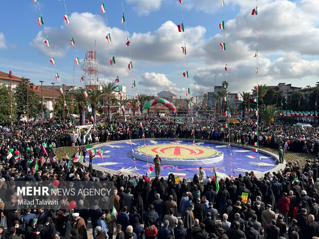 راهپیمایی یوم الله ۲۲ بهمن در رشت