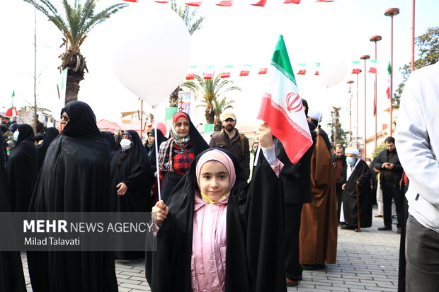 راهپیمایی یوم الله ۲۲ بهمن در رشت