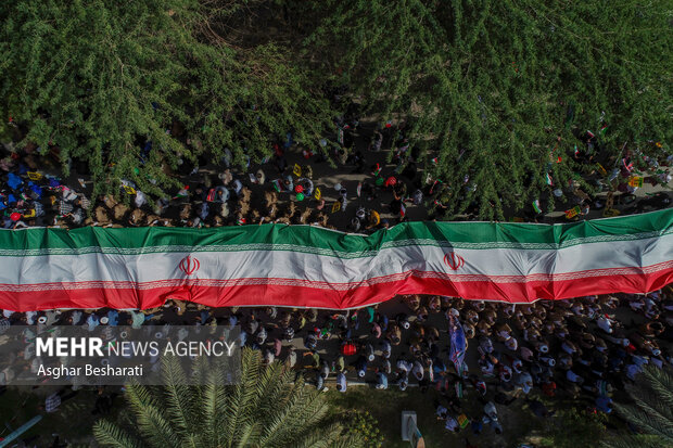 22 Bahman rallies marked in Iran provinces (3)
