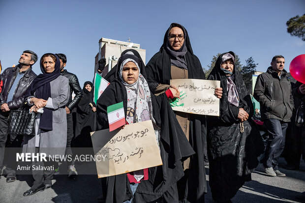 راهپیمایی ۲۲ بهمن در سمنان