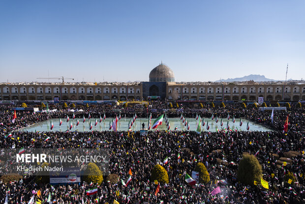 22 Bahman rallies marked in Iran provinces (3)