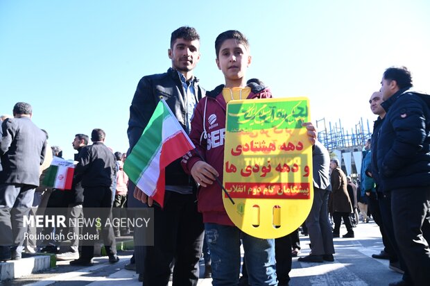 راهپیمایی ۲۲ بهمن در گلستان