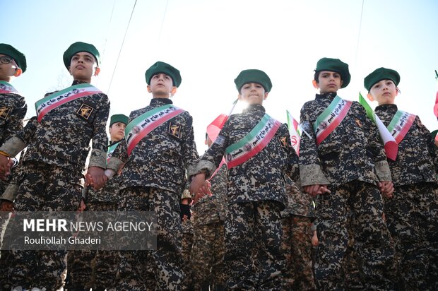 راهپیمایی ۲۲ بهمن در گلستان