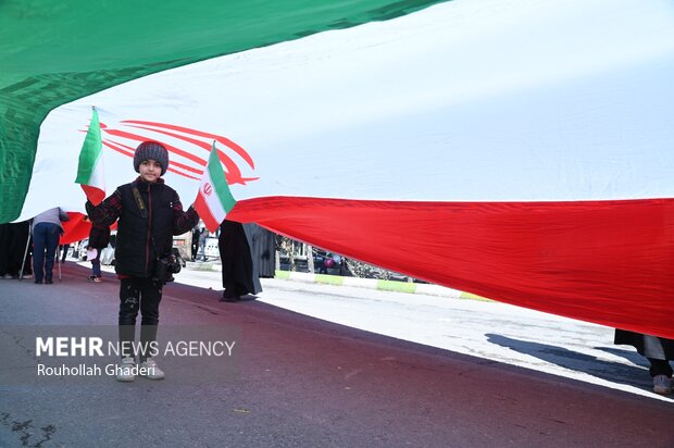 راهپیمایی ۲۲ بهمن در گلستان