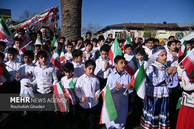 راهپیمایی ۲۲ بهمن در گلستان