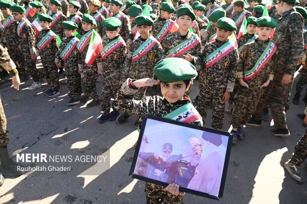 راهپیمایی ۲۲ بهمن در گلستان